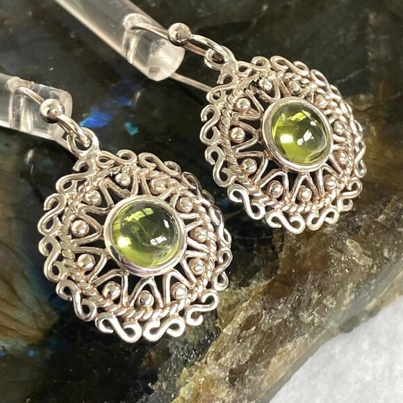 Sterling Silver 925 Celtic Infinity Knot Round Filigree Peridot Dangle Earrings - Picture 11 of 16